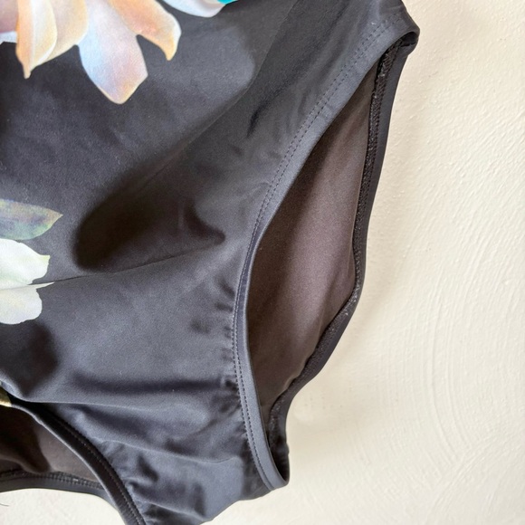🎁5/$25 Calvin Klein Black Floral Print One Piece Full Coverage Swimsu… - Picture 4 of 10